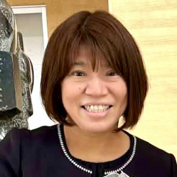合同会社あいクローバー 代表社員 松家惠実子様